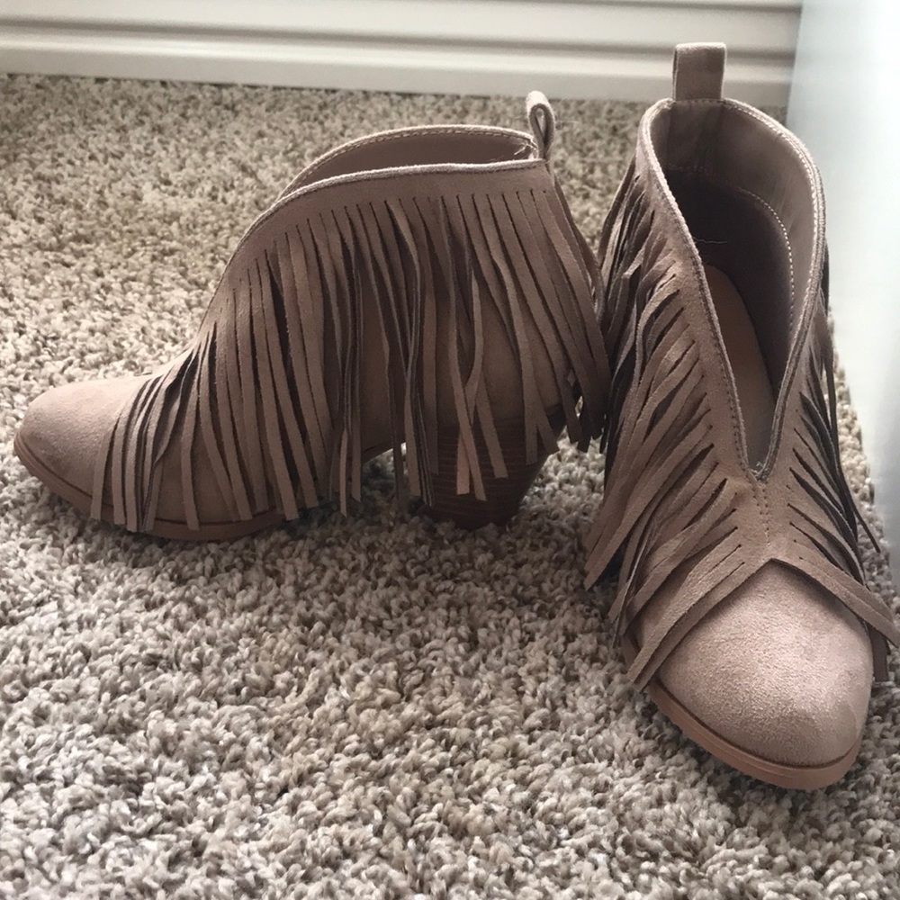 Ankle boots
